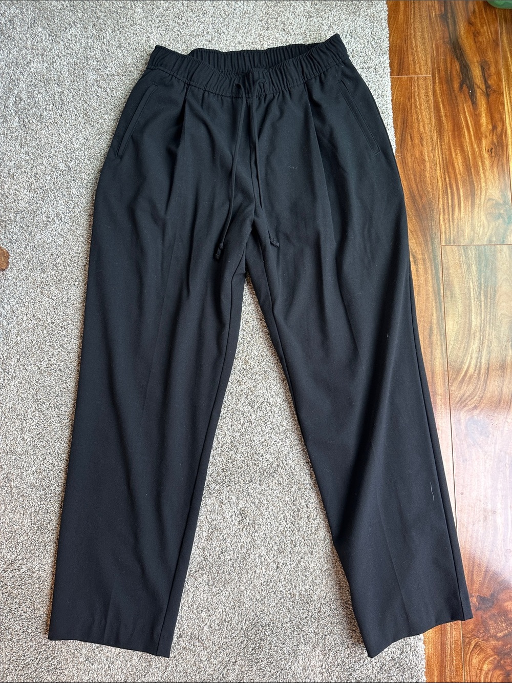 Old Navy Black Straight-Leg Women's Pull-On Pants